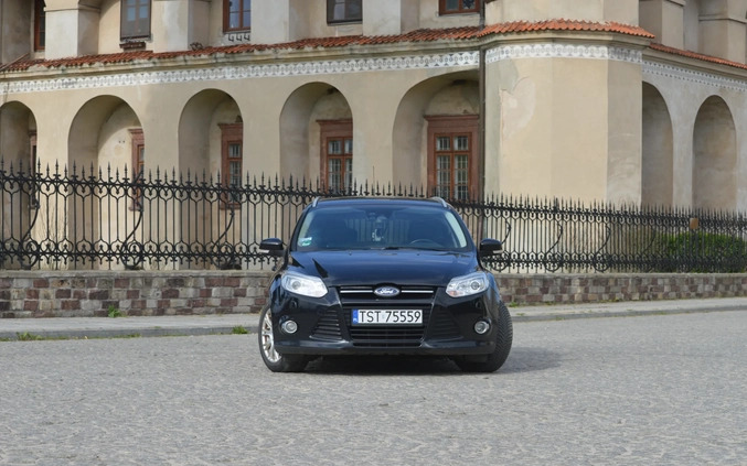 Ford Focus cena 27800 przebieg: 282100, rok produkcji 2011 z Wąchock małe 562